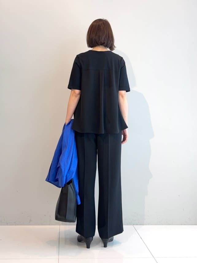 murayamaさんの「INDIVI｜【洗える／UVケア／SETUP可】着る日傘ワイドパンツ」を使ったコーディネート