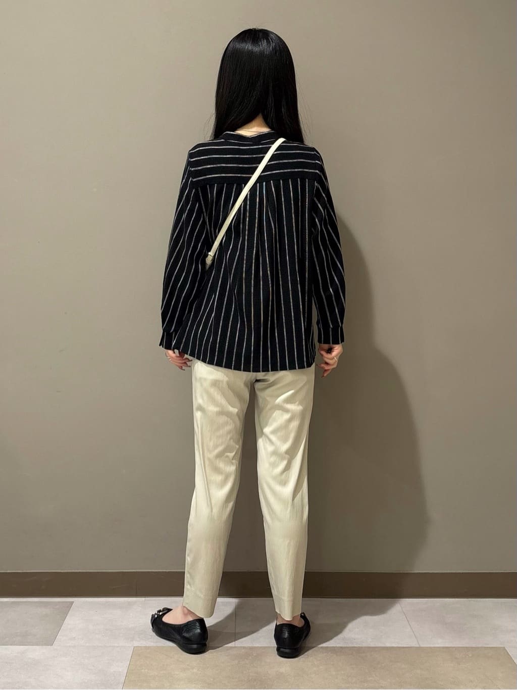 KEIKOさんの「INDIVI｜【撥水／フード取外し可】凹凸素材ブルゾン」を使ったコーディネート