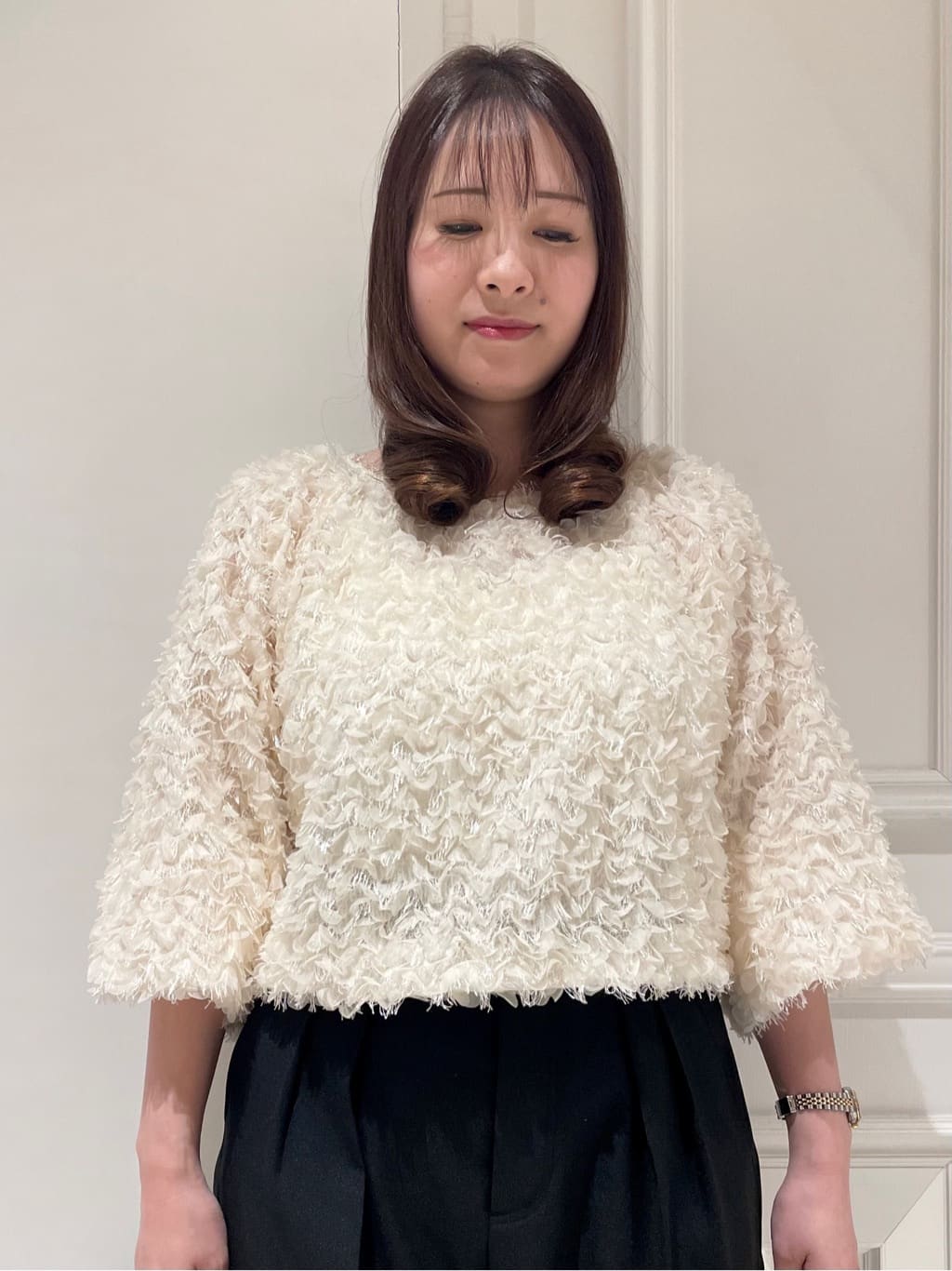 minowaさんの「DRESSTERIOR｜provoke（プロヴォーク）【別注】 フワラーモチーフブラウス」を使ったコーディネート