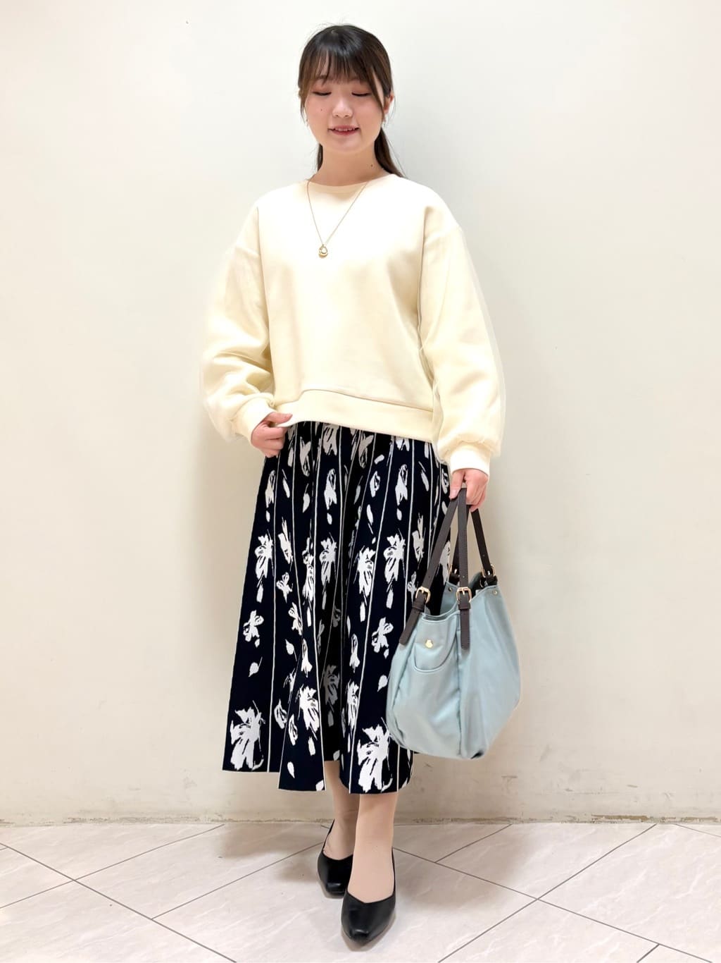 mikiさんの「Reflect｜【セットアップ可】ダブルジャカードニットフレアスカート」を使ったコーディネート