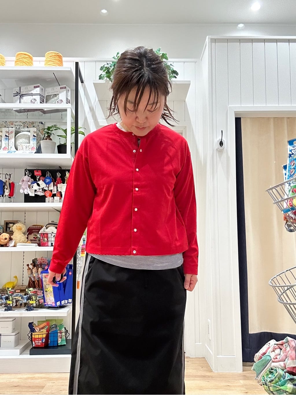 Aiさんの「Dessin｜【洗える】シアーチュールポイントカットソー」を使ったコーディネート