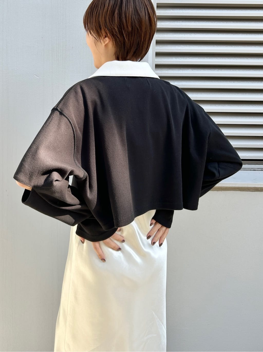 harunaさんの「CODE A｜cropped lager tee」を使ったコーディネート