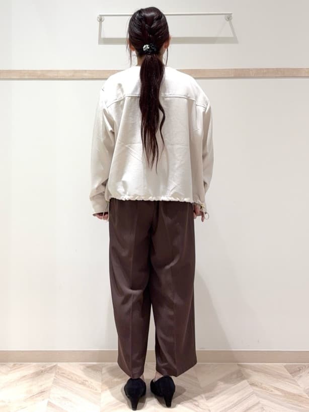 nanaさんの「SHOO･LA･RUE｜【S-LL/二の腕カバー】品よく隠せる ドット刺繍5分袖ニット」を使ったコーディネート