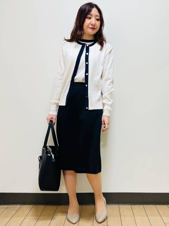 miiiさんの「Reflect｜【アンサンブル可】バイカラーカーディガン」を使ったコーディネート