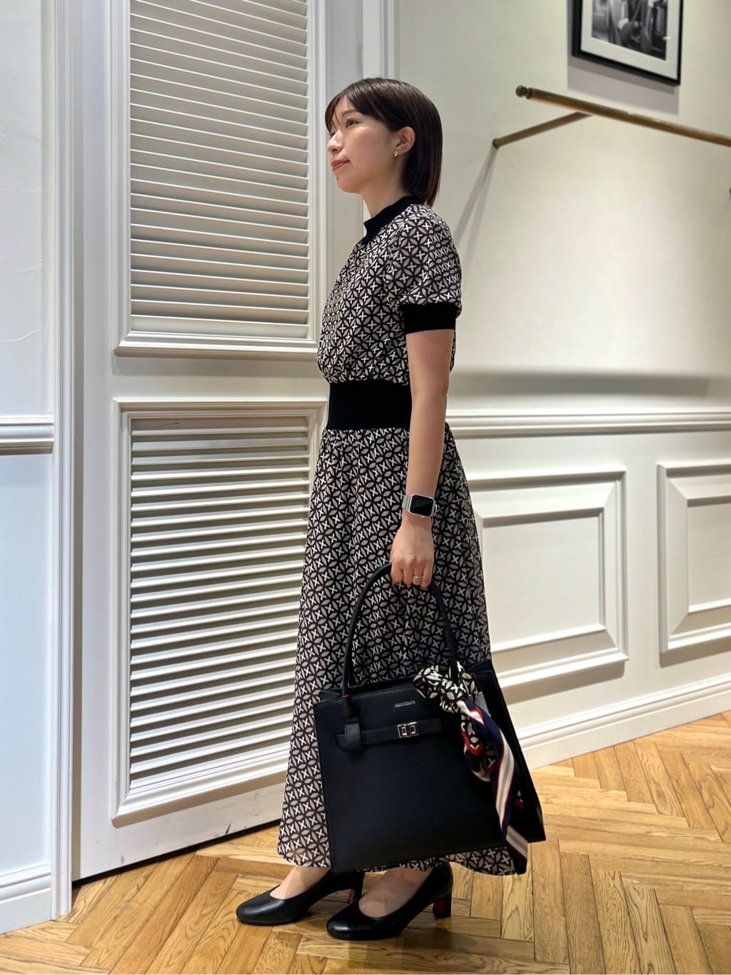 つじ まこさんの「DRESSTERIOR｜◆【再入荷/otonaMUSE5月号掲載/ウォッシャブル】オーバーラップサークル シアードレス」を使ったコーディネート