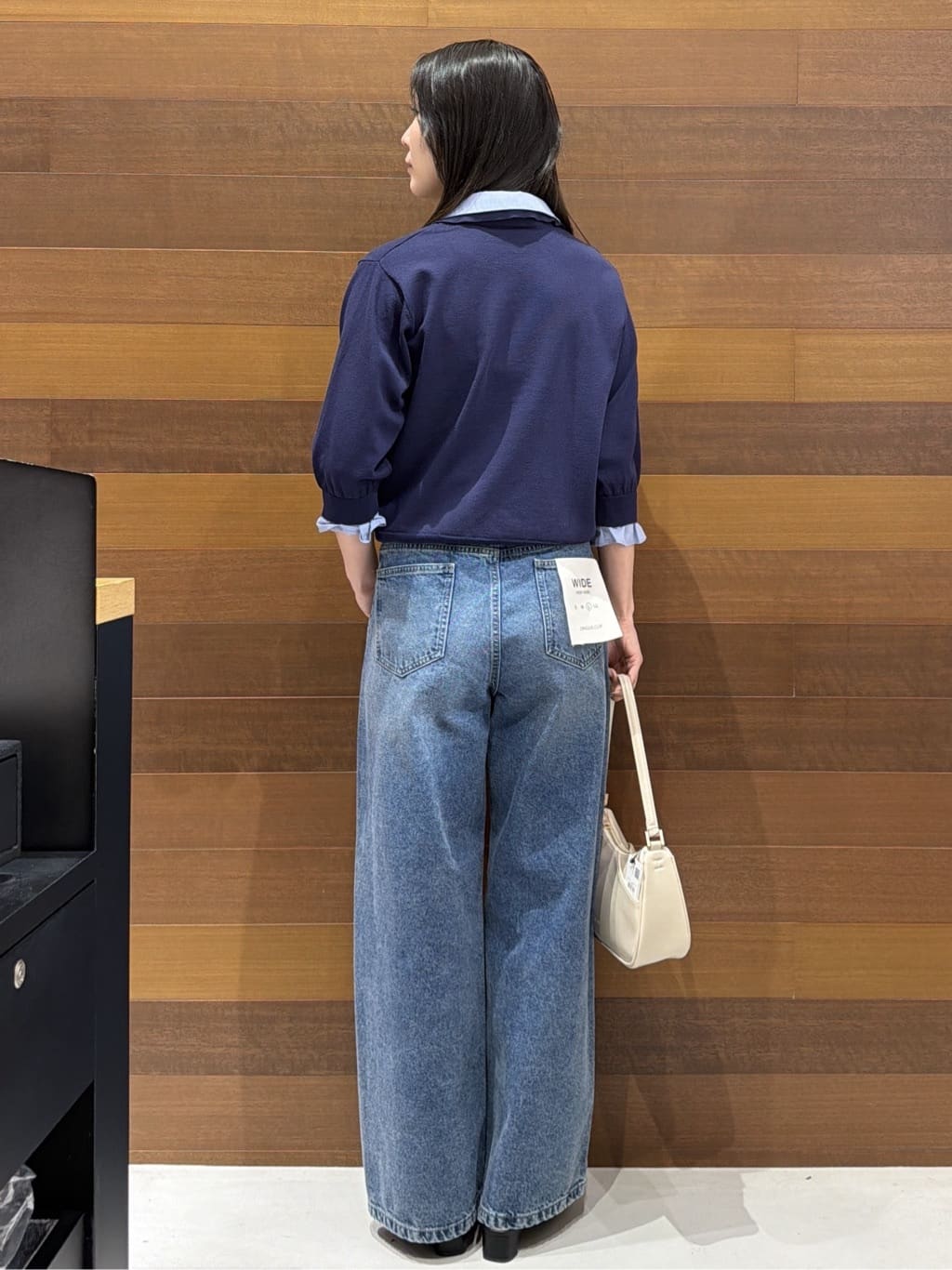 さやさんの「OPAQUE.CLIP｜シャツレイヤード風ポロニット【洗濯機OK】」を使ったコーディネート
