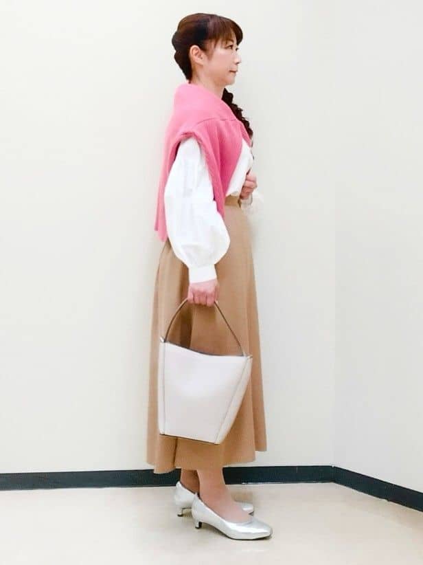 花さんの「Reflect｜【レイヤードにおすすめ◎】バンドカラーボリュームスリーブシャツ」を使ったコーディネート
