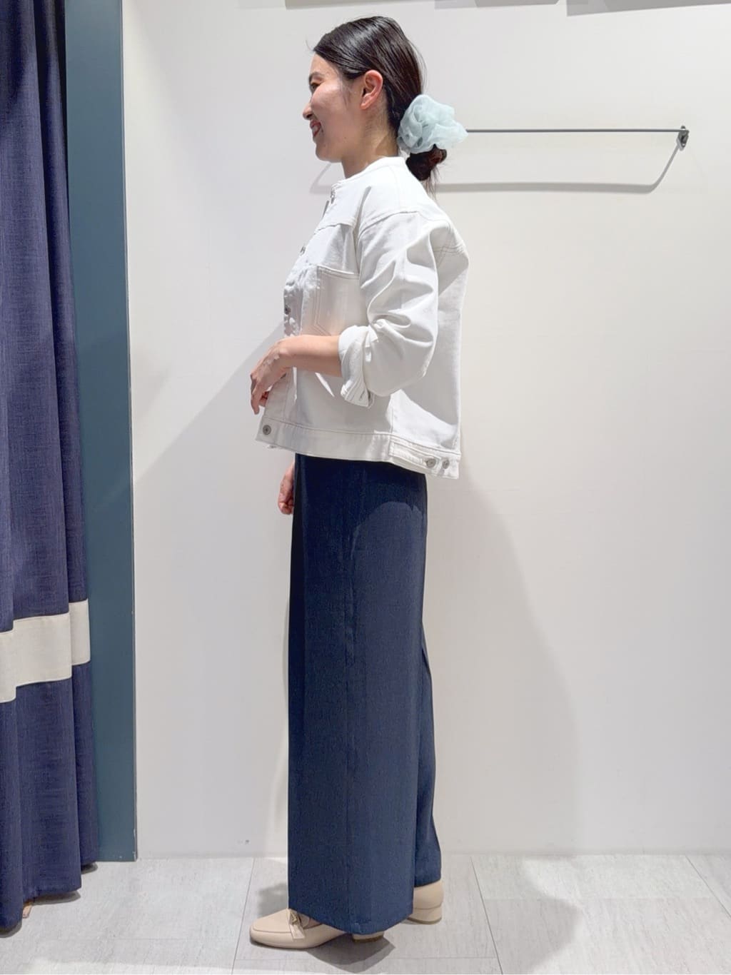 あんりさんの「grove｜【シリーズ累計36万枚/UVカット・ひんやり・洗濯機OK】やわらかドライタッチ 五分袖クルーネックニ」を使ったコーディネート