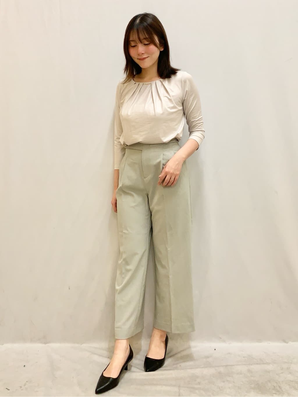 kasumiさんの「index｜タックビジュー7分袖トップス【洗濯機可】」を使ったコーディネート