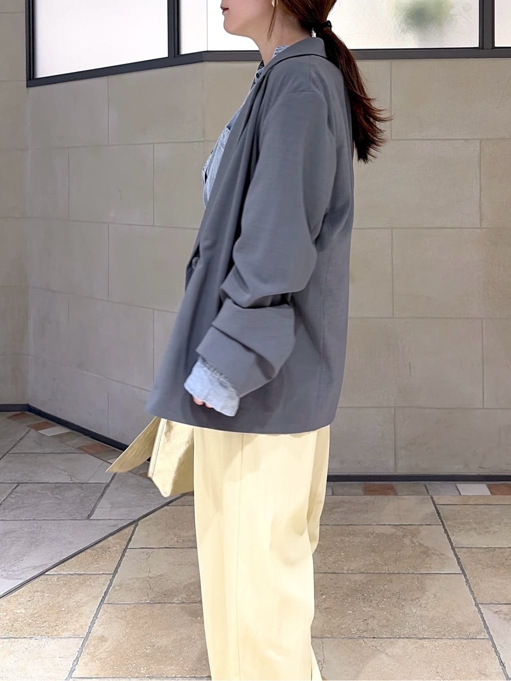 よねさんの「INDIVI｜Comfy SET UP｜ダブルブレストイージージャケット【セットアップ対応／通勤／カセット服／接触」を使ったコーディネート