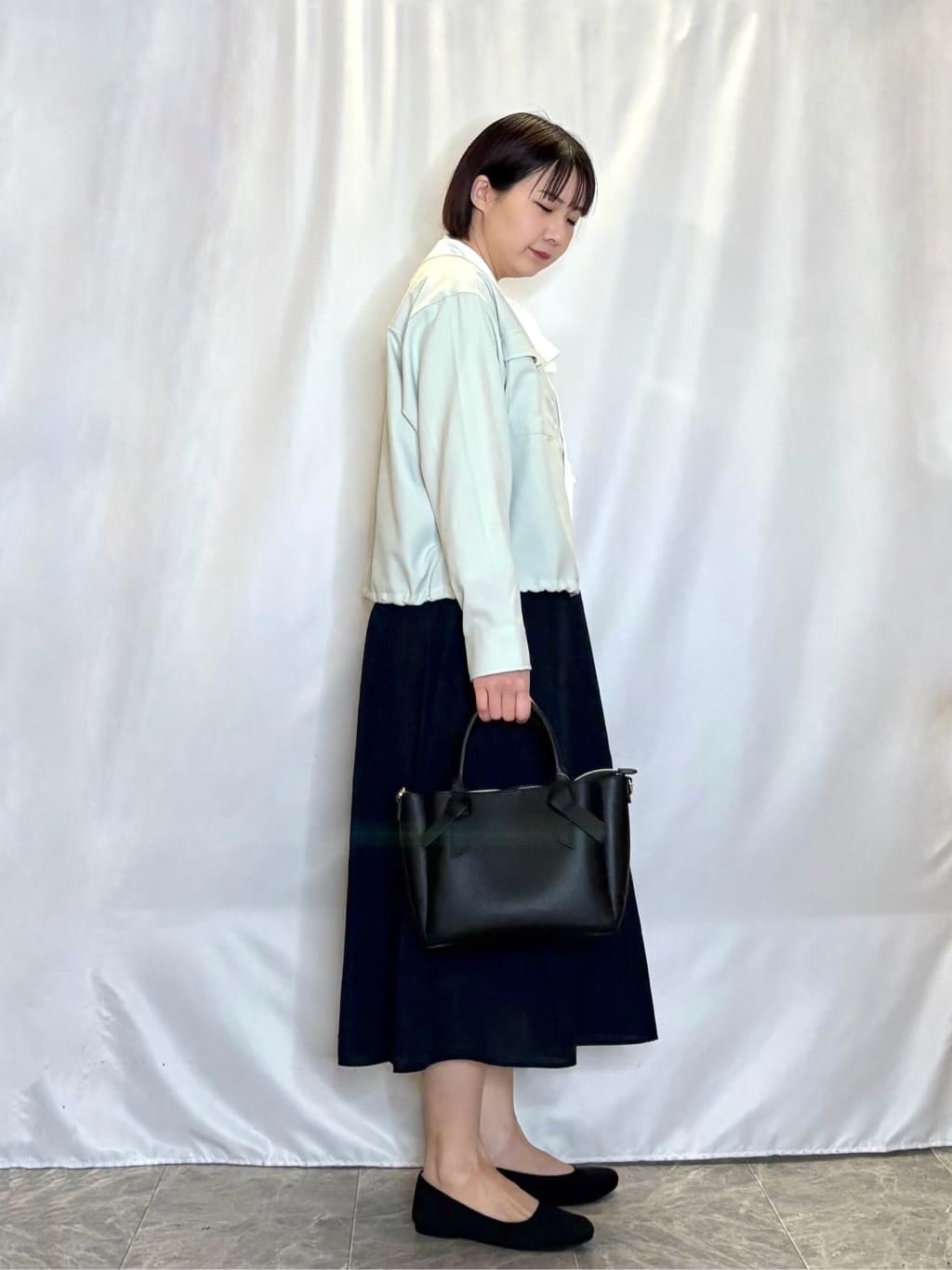 ネリさんの「SHOO･LA･RUE｜【S-LL】サッと羽織れてきれい見え　フラップポケット ノーカラーブルゾン」を使ったコーディネート