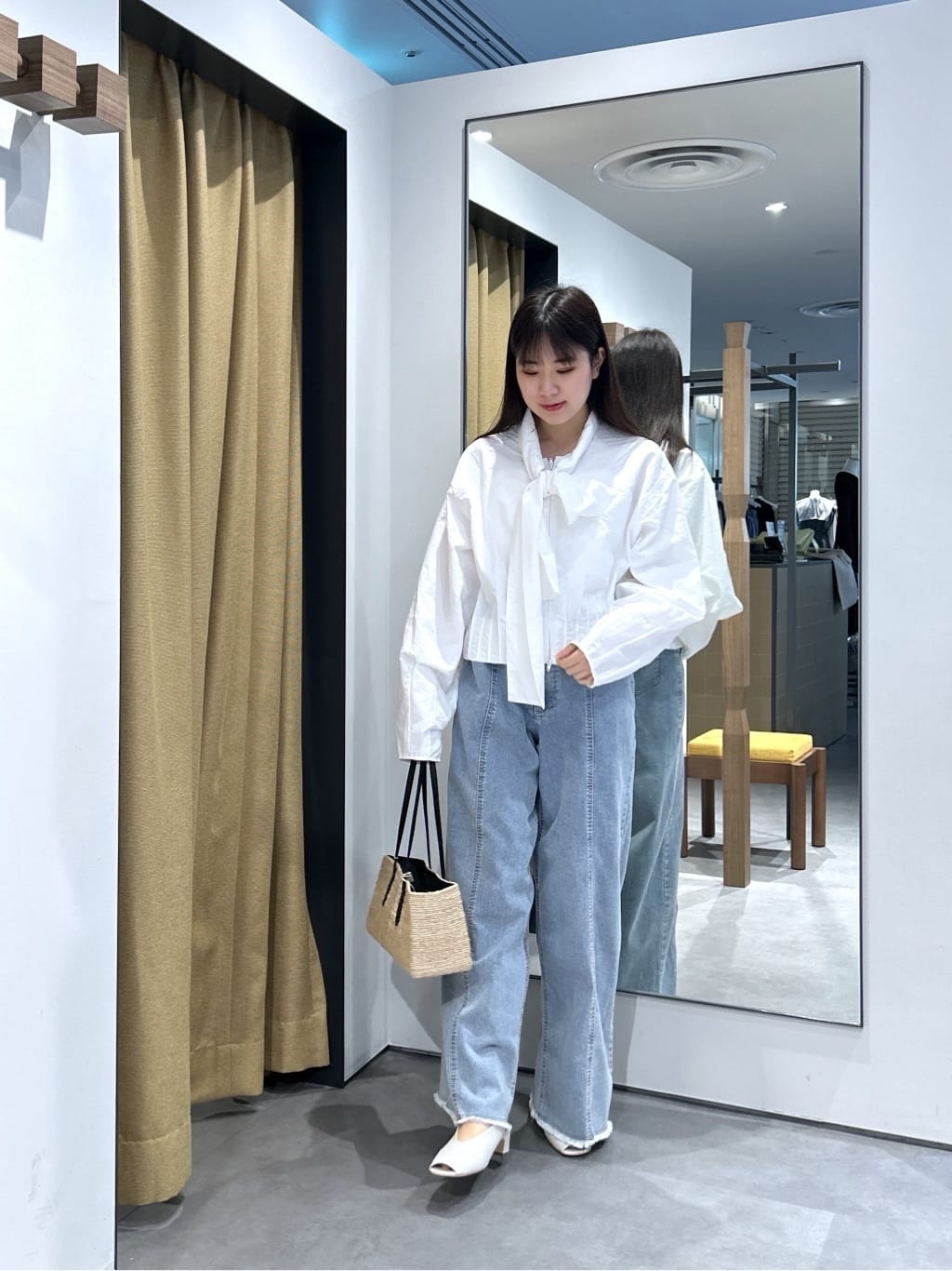 Renoさんの「INDIVI｜ボウタイシャツブルゾン」を使ったコーディネート