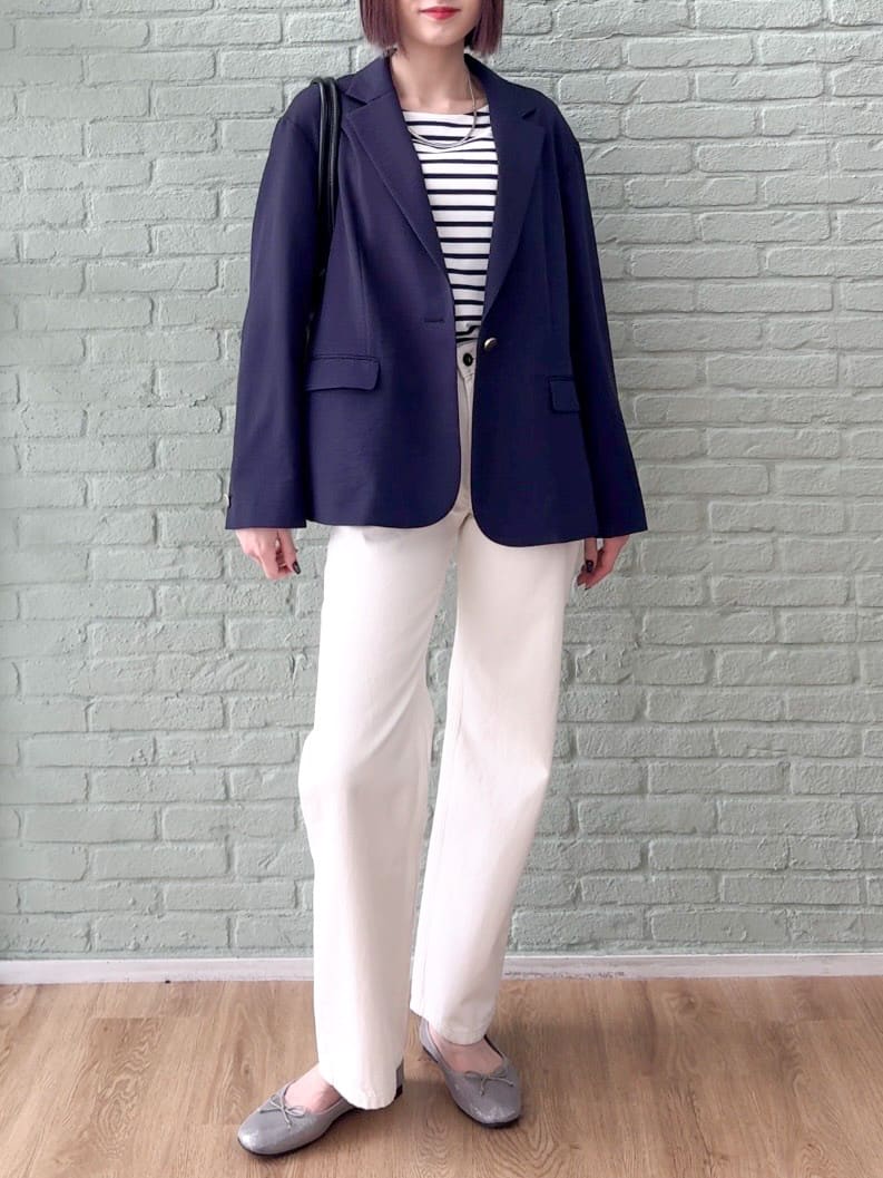 𝐜𝐡𝐢𝐤𝐚さんの「SHOO･LA･RUE｜【SHOO・LA・RUE DENIM/SS-LL】程よい厚みの ストレートデニムパンツ（10.5オン」を使ったコーディネート