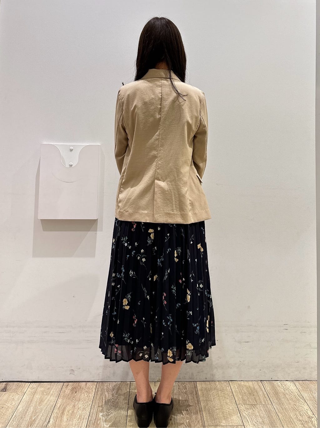 MOMOさんの「index｜《再入荷》ダブルブレストテーラードジャケット【接触冷感／吸水速乾／イージーアイロン／防シワ／洗濯機O」を使ったコーディネート