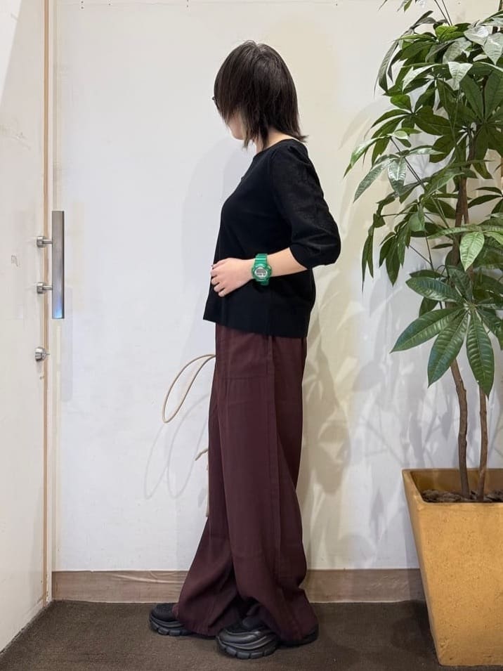 misakiさんの「SHOO･LA･RUE｜【洗濯機可/S-LL】シンプルだけど華やか レースの5分袖ニット」を使ったコーディネート