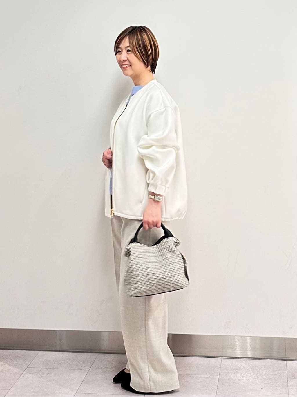 みなこさんの「UNTITLED｜◆【ゆったり/洗える】クロップドニットプルオーバー」を使ったコーディネート