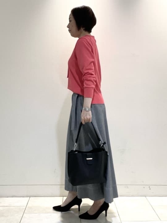 フミさんの「Reflect｜ダンガリータックフレアスカート」を使ったコーディネート
