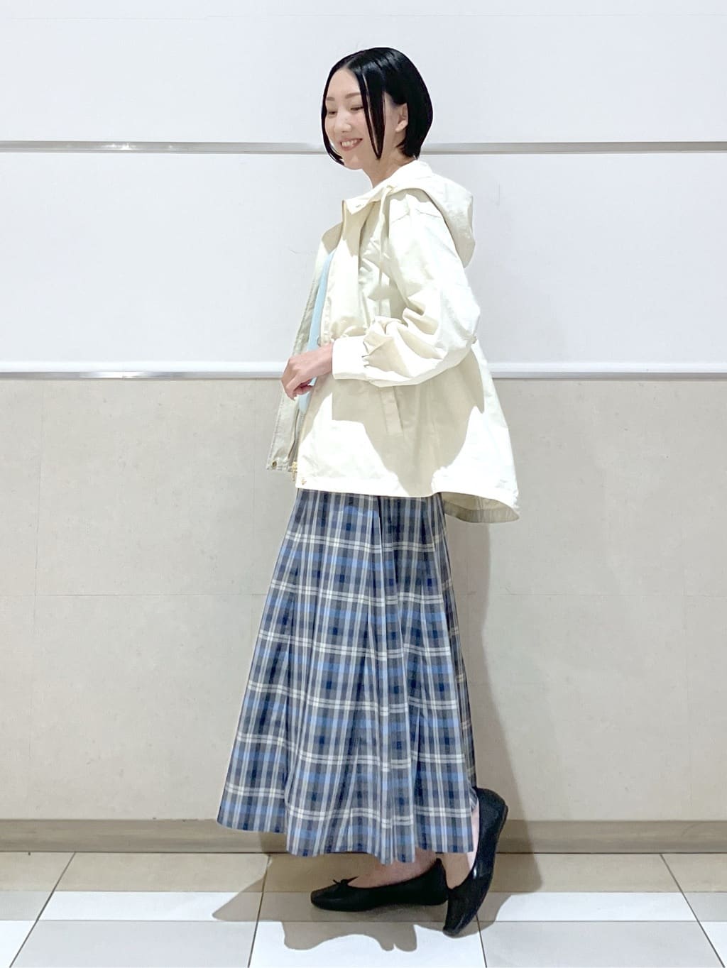 eriko さんの「Dessin｜【撥水・洗える】フーデッドライトブルゾン」を使ったコーディネート