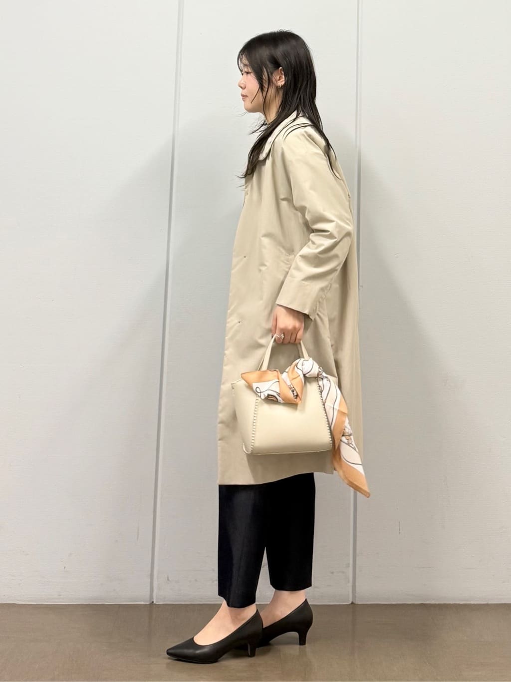 mizukiさんの「INDIVI｜【洗える／キレイ色】体型カバー無縫製ニット」を使ったコーディネート