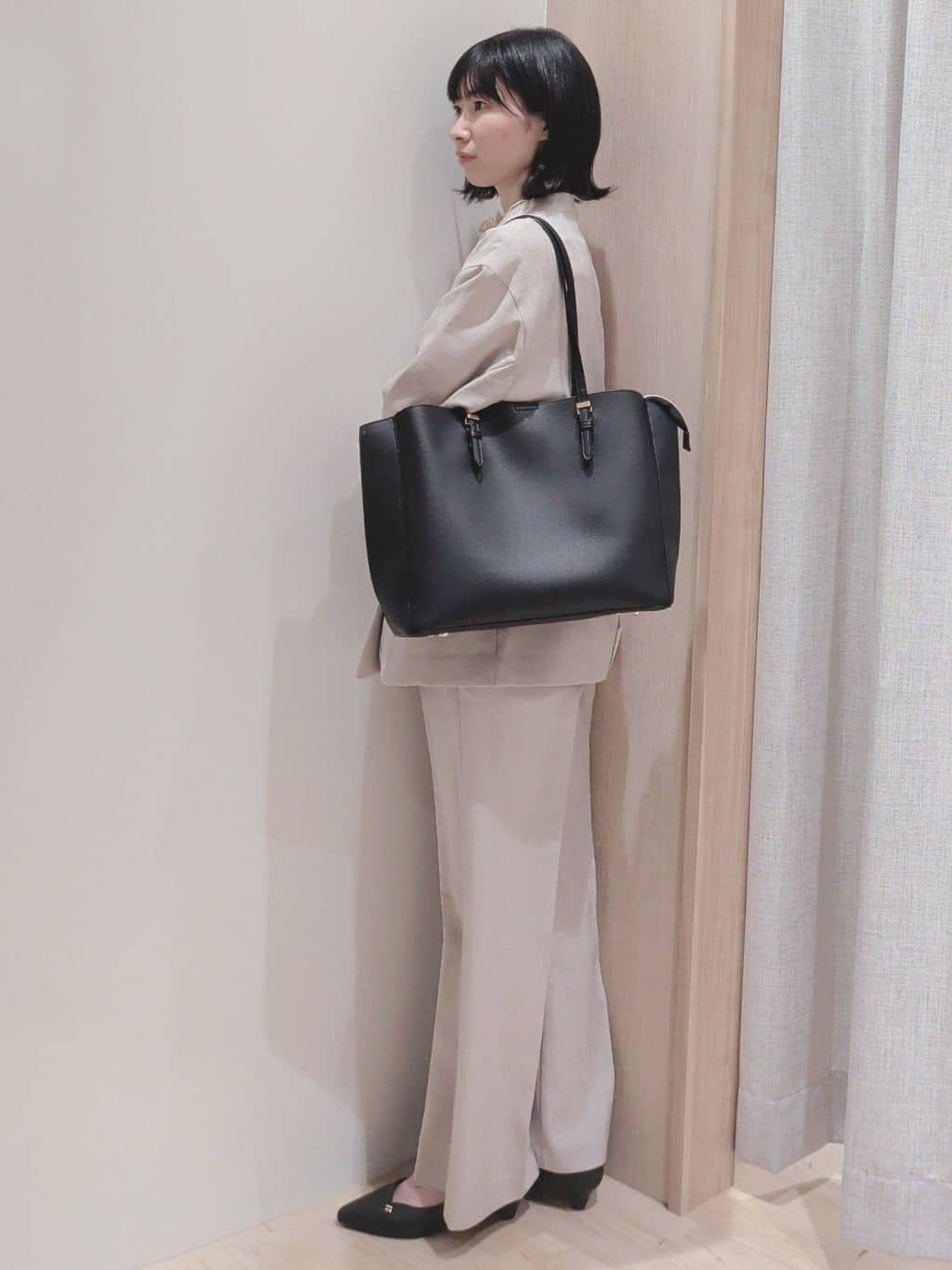 Yuiさんの「grove｜リネンライクカラーレスジャケット」を使ったコーディネート