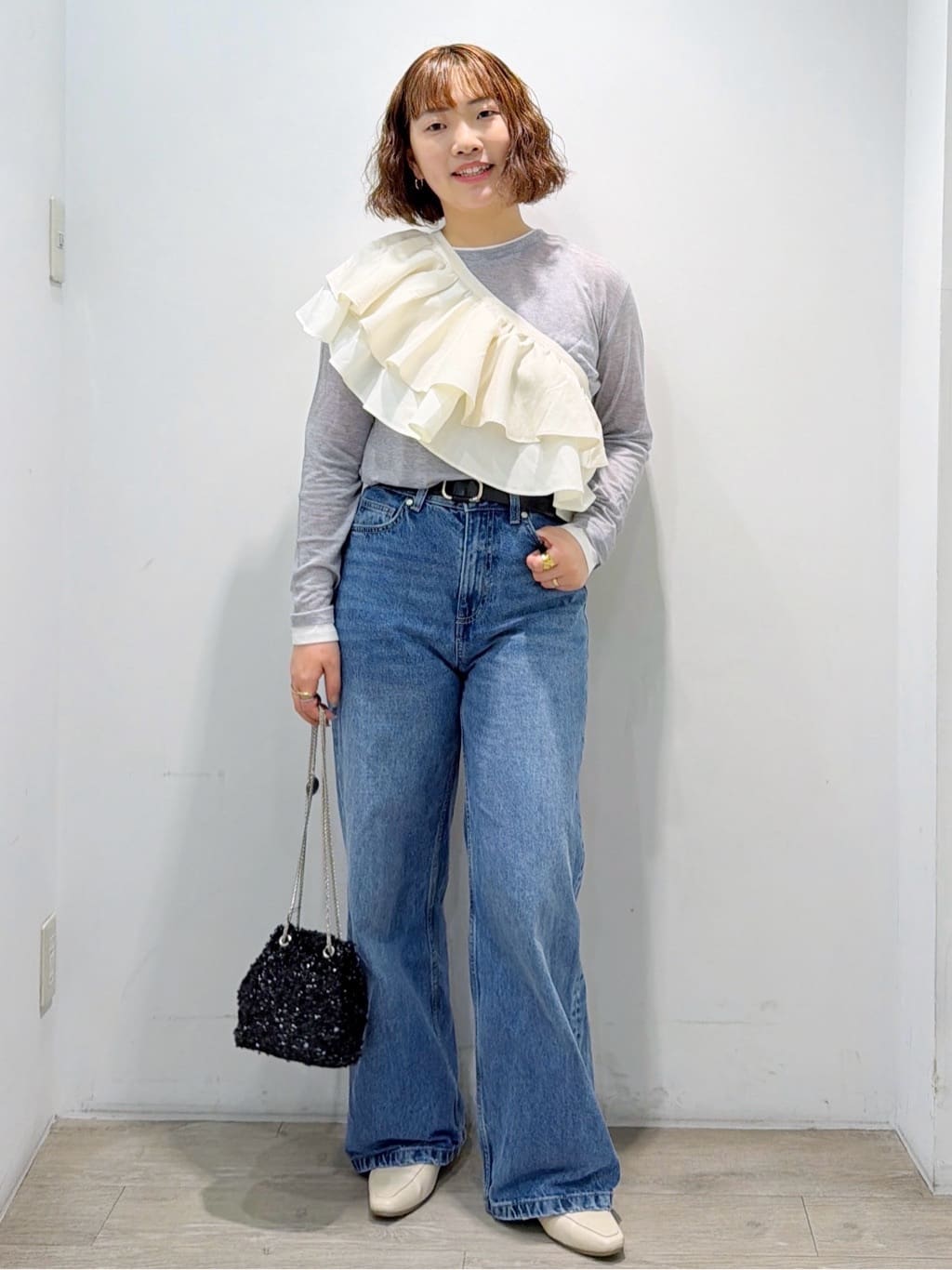 sumicaさんの「OPAQUE.CLIP｜配色レイヤードロングスリーブTシャツ【洗える】」を使ったコーディネート