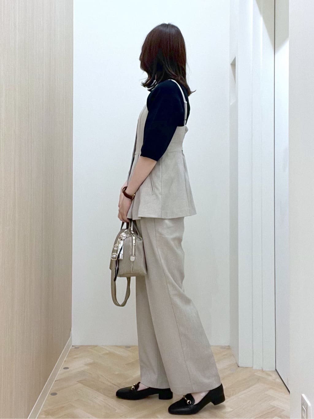  おまつさんの「grove｜【カセット服】リネンライク ペプラムビスチェ」を使ったコーディネート