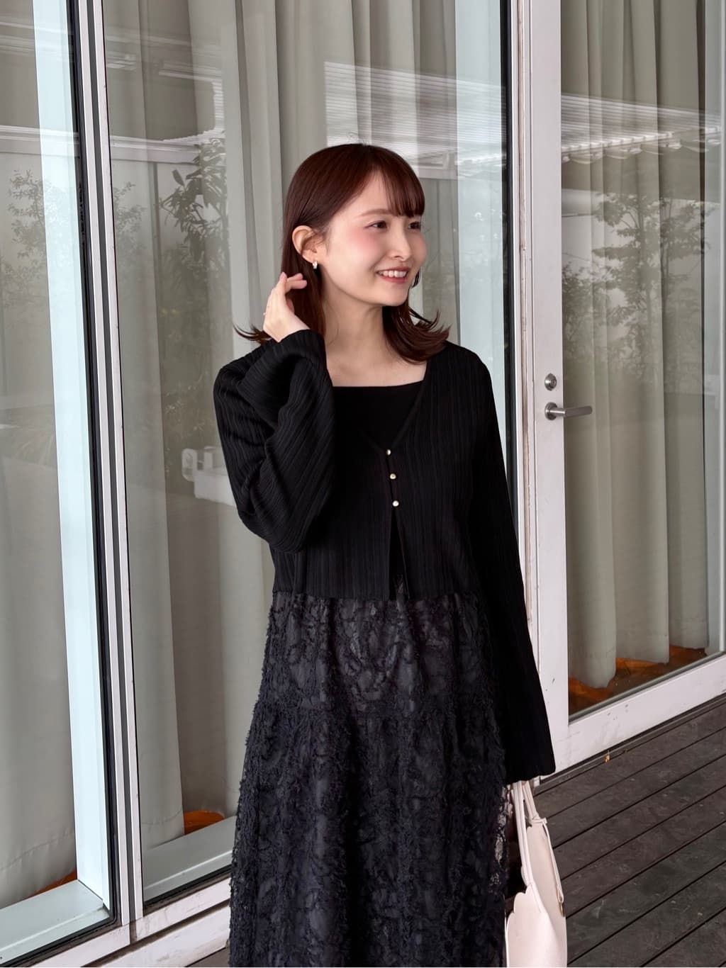 みさかさんの「index｜《ツインセット》カーディガン&times;ニットドッキングワンピース【洗濯機OK】」を使ったコーディネート