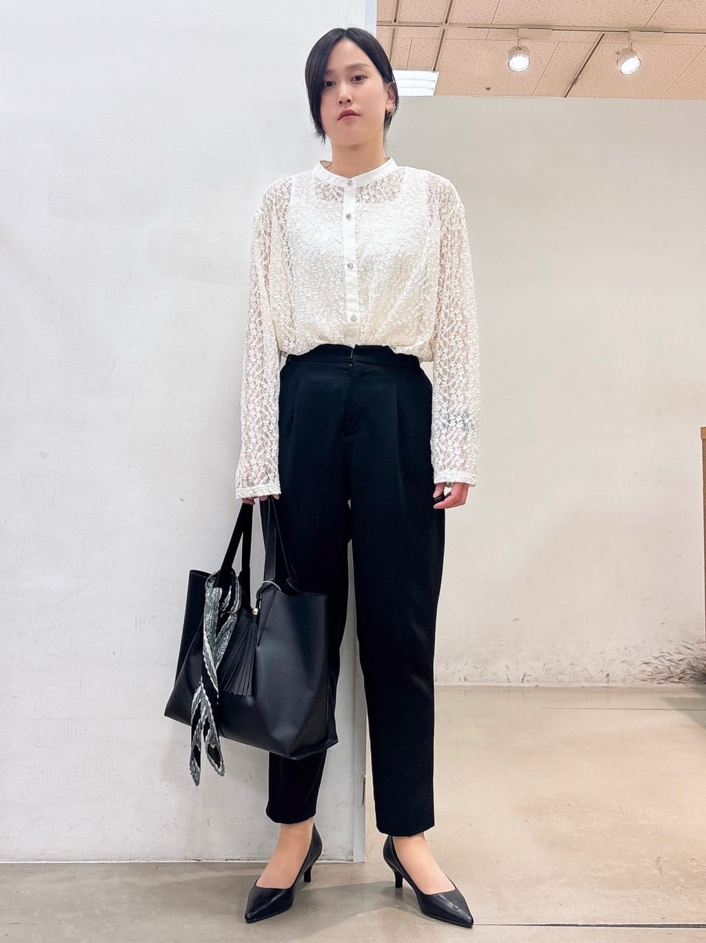 しばさんの「THE SHOP TK｜【オンオフ問わず活躍】ダンボールカルゼジャケット」を使ったコーディネート