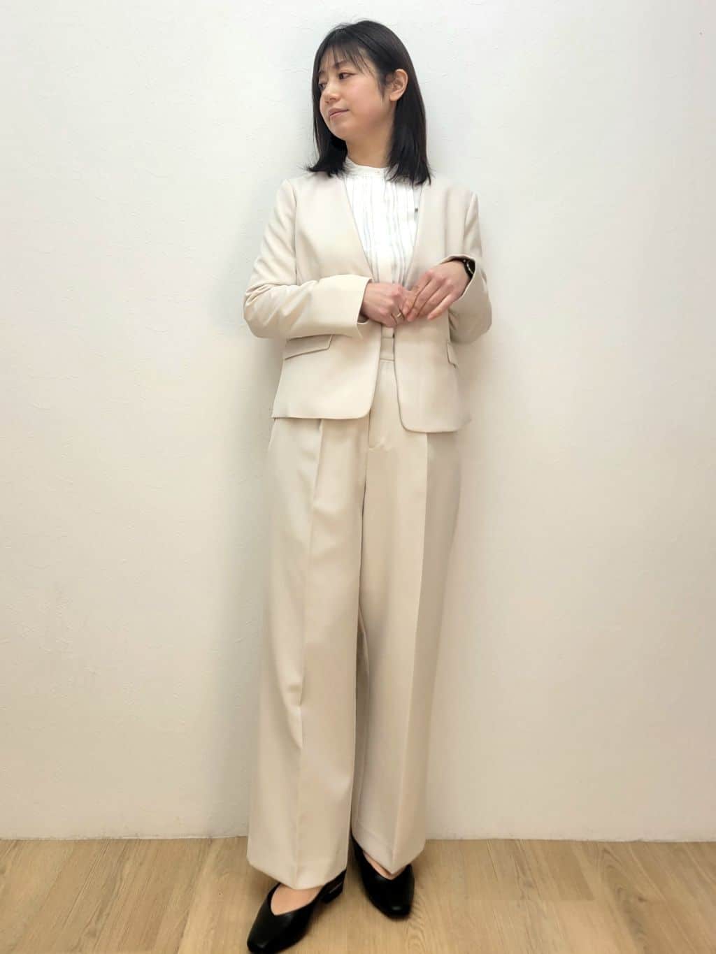 LISAさんの「OPAQUE.CLIP｜フォルムスリーブミドルコート【洗濯機OK】」を使ったコーディネート