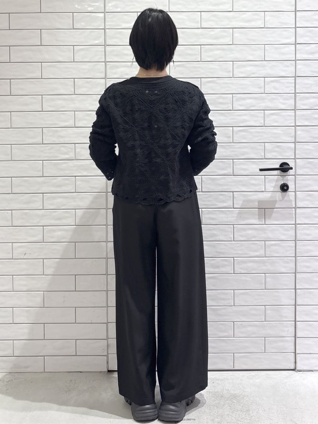 ayumiさんの「OPAQUE.CLIP｜かぎ針風ニットカーディガン【洗濯機OK】」を使ったコーディネート