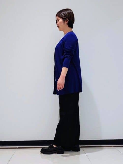 gissyさんの「INDIVI｜【UVケア／選べるグラフィック】スムースジャージTシャツ」を使ったコーディネート