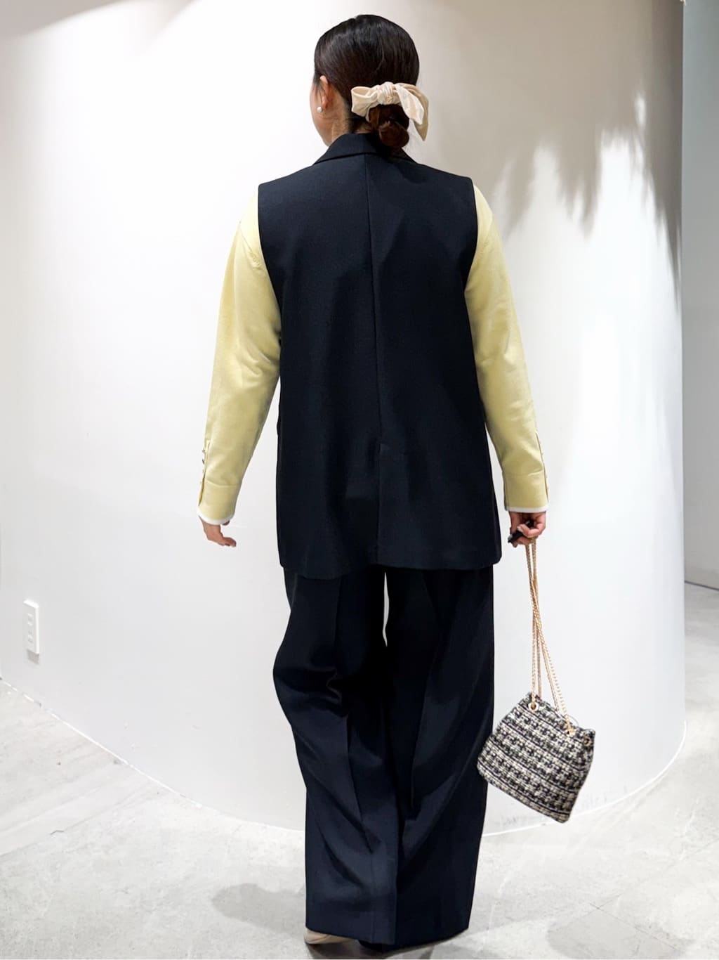 かりんさんの「OPAQUE.CLIP｜金ボタンダブルブレストテーラードジレ／セットアップ対応【洗える】《S～LL》」を使ったコーディネート