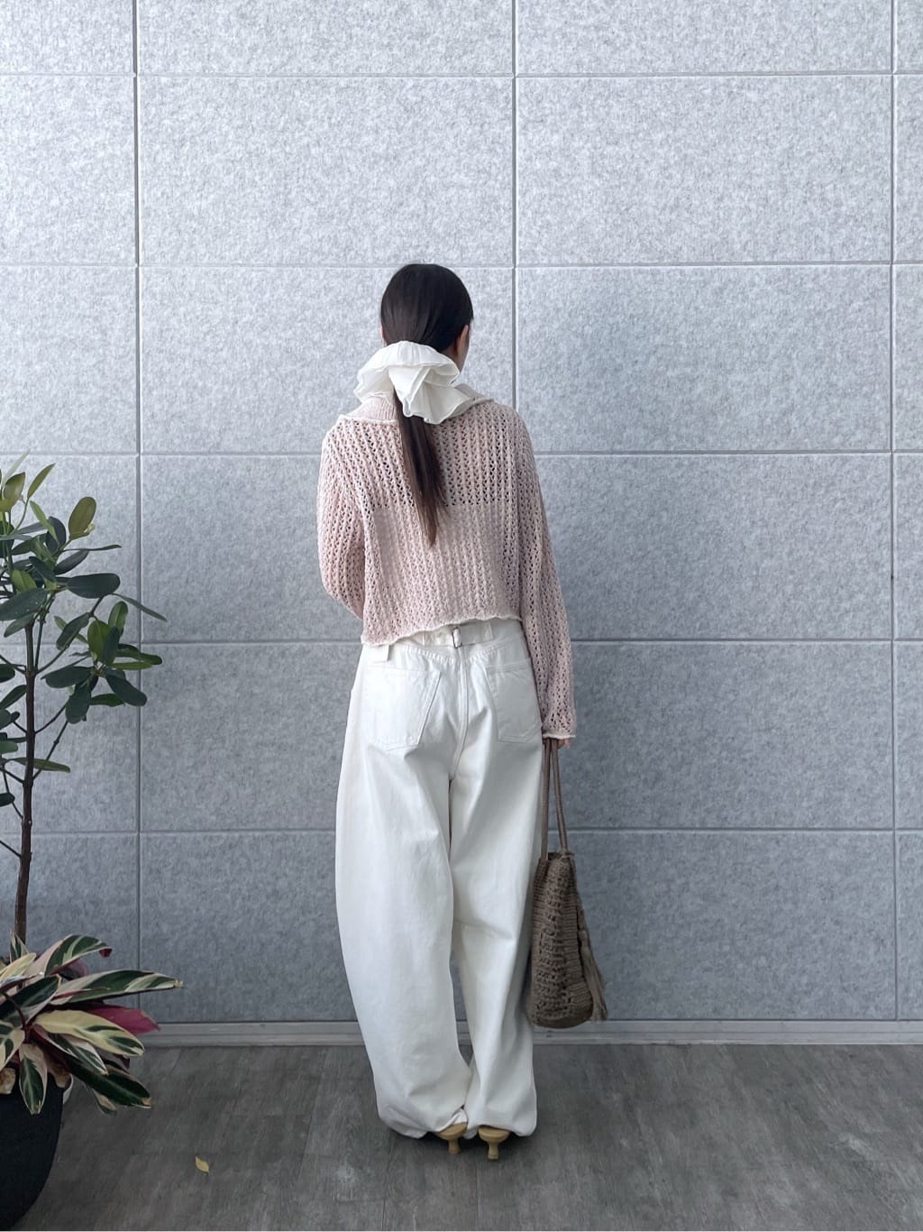 Renoさんの「INDIVI｜【LE VERNIS】Toe ring sandals」を使ったコーディネート