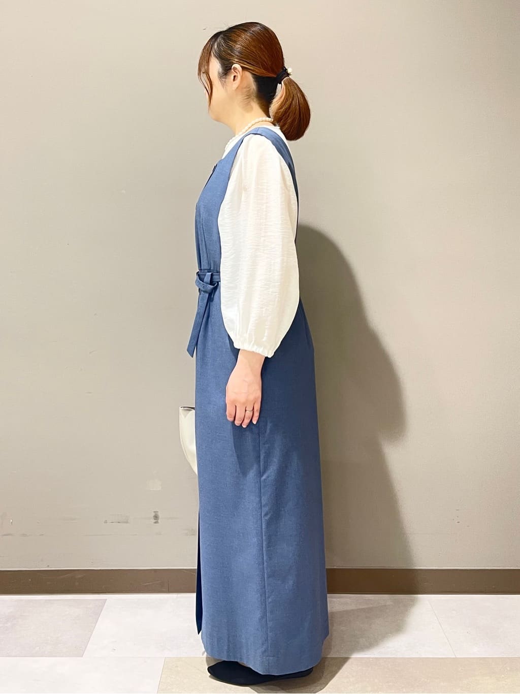 Tomoさんの「UNTITLED｜◆【洗える/袖シアー】ポンチ袖ボリュームトップス」を使ったコーディネート