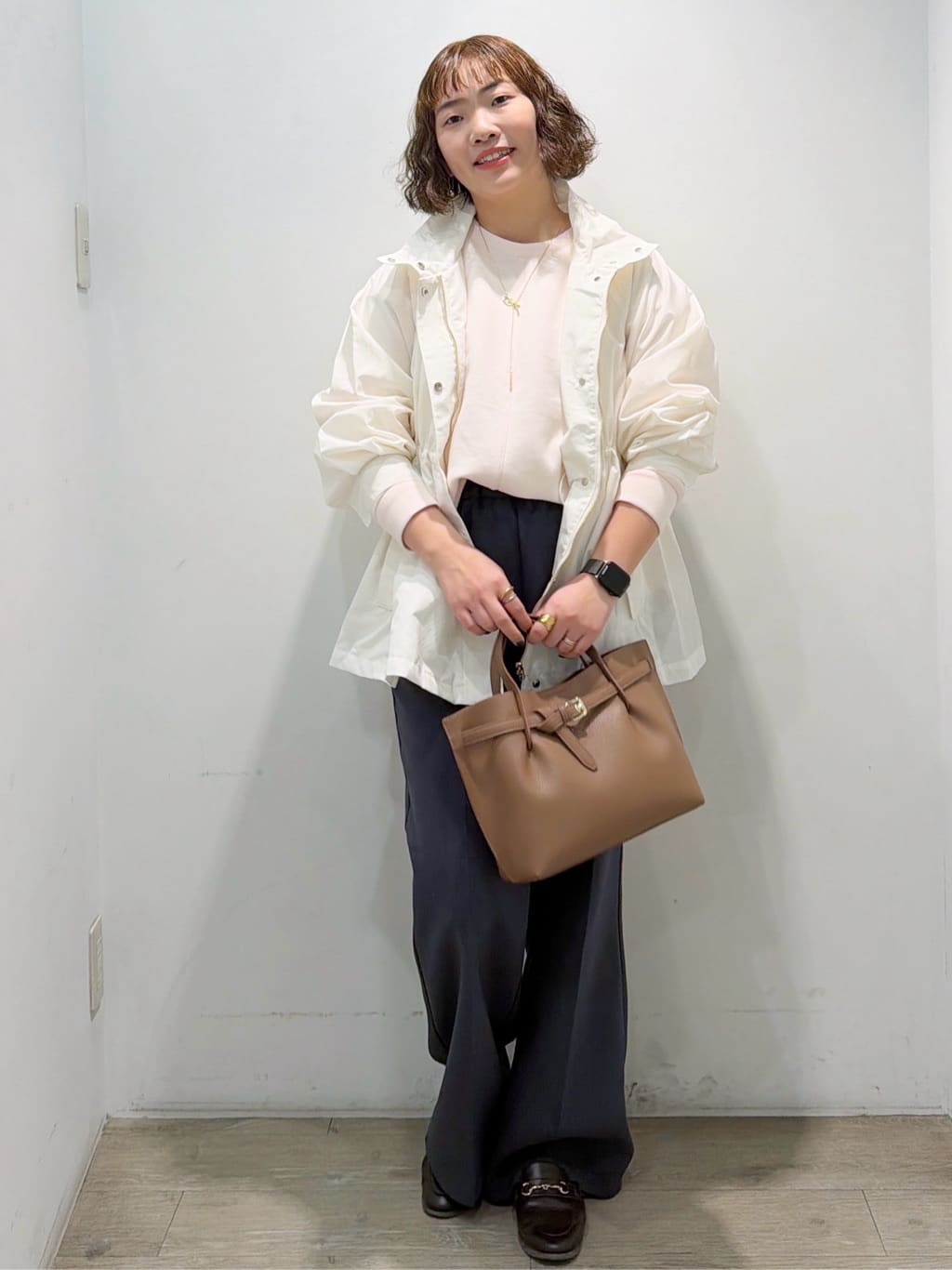 sumicaさんの「OPAQUE.CLIP｜リラクシーボリュームスリーブトップス【洗濯機OK】」を使ったコーディネート