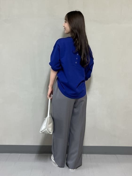 Minaさんの「Dessin｜【360度可愛い】バックヘンリーカットソー5分袖」を使ったコーディネート