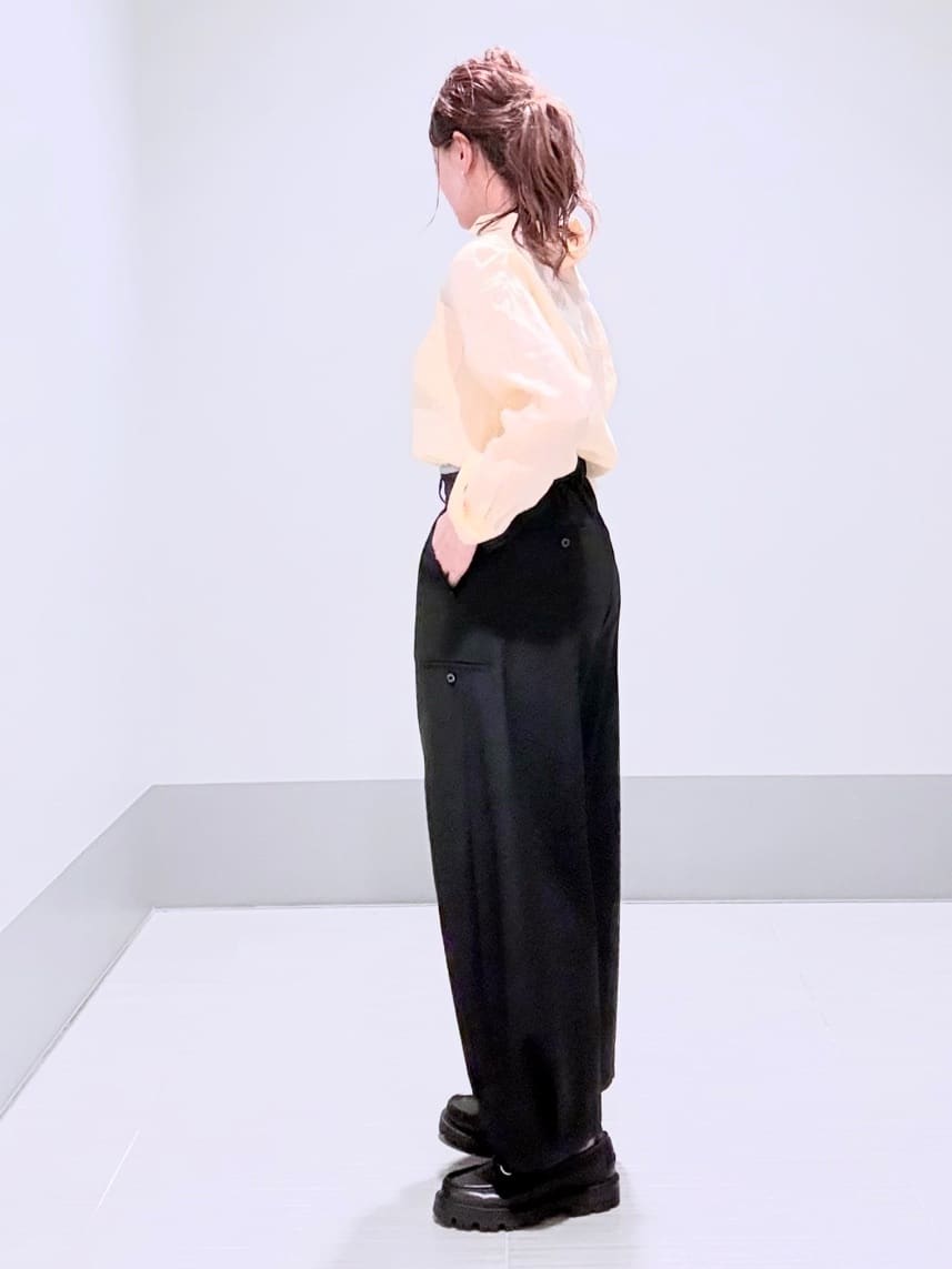 Yamaさんの「DRESSTERIOR｜【人気定番/ウォッシャブル】ガーメントダイラミーシャツ」を使ったコーディネート