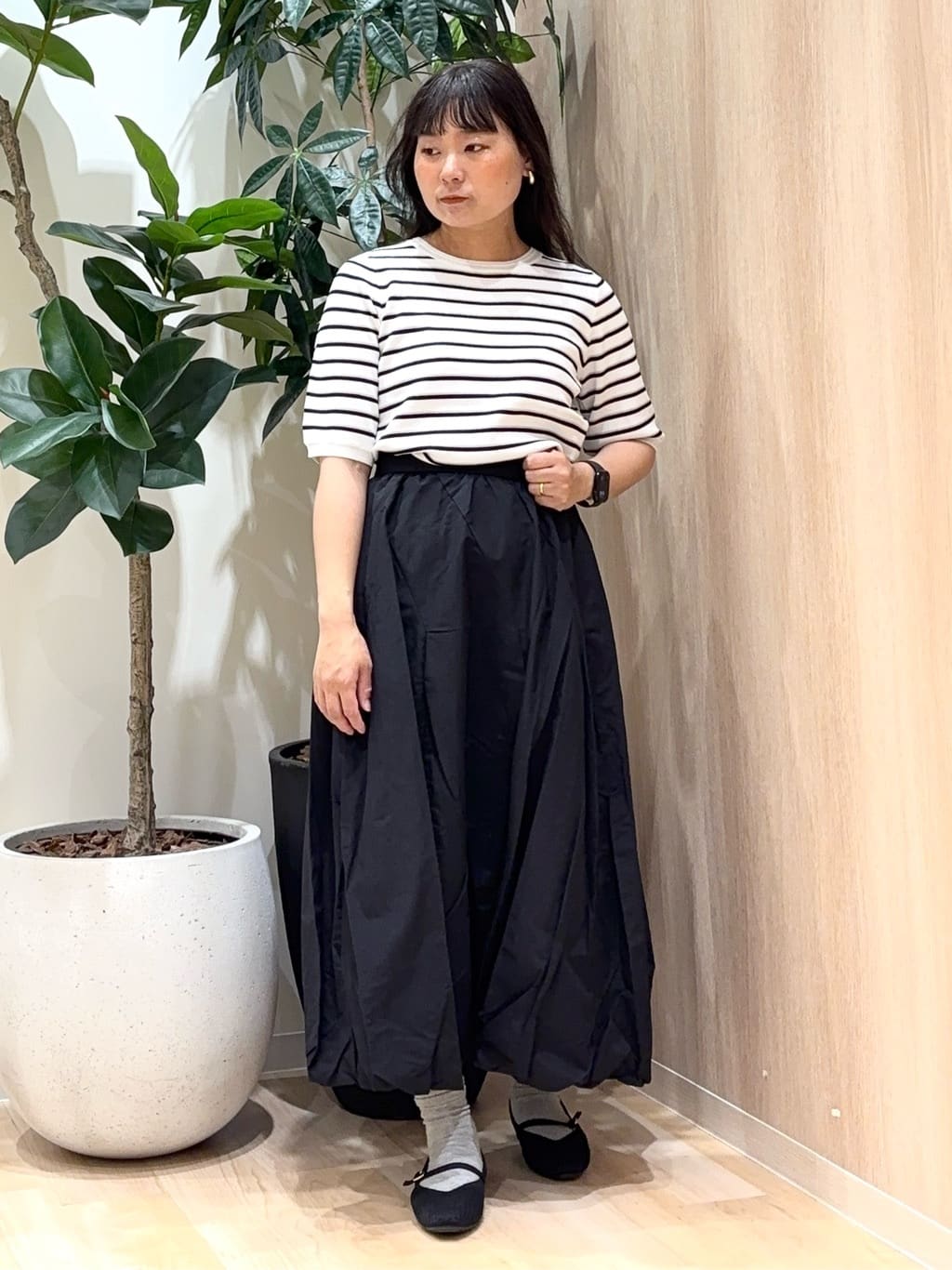 miraiさんの「grove｜【貴島明日香さん着用・洗える】麻調ノーカラーブルゾン」を使ったコーディネート