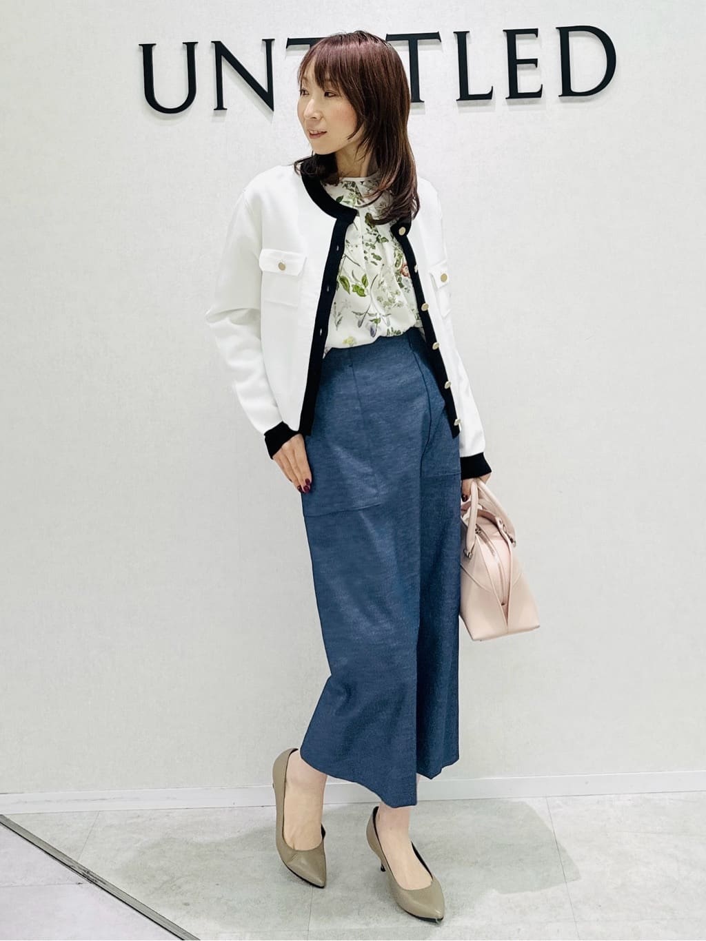 Miwaさんの「UNTITLED｜【洗える/後ろウエストゴム】オックスアイラインスカート」を使ったコーディネート
