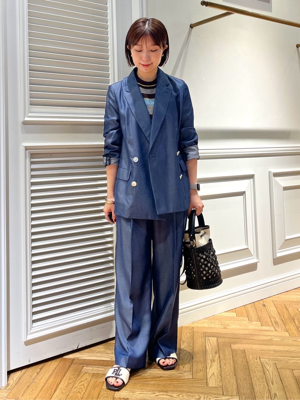 つじ まこさんの「DRESSTERIOR｜【otonaMUSE5月号掲載/セットアップ可】テンセルデニムダブルジャケット」を使ったコーディネート