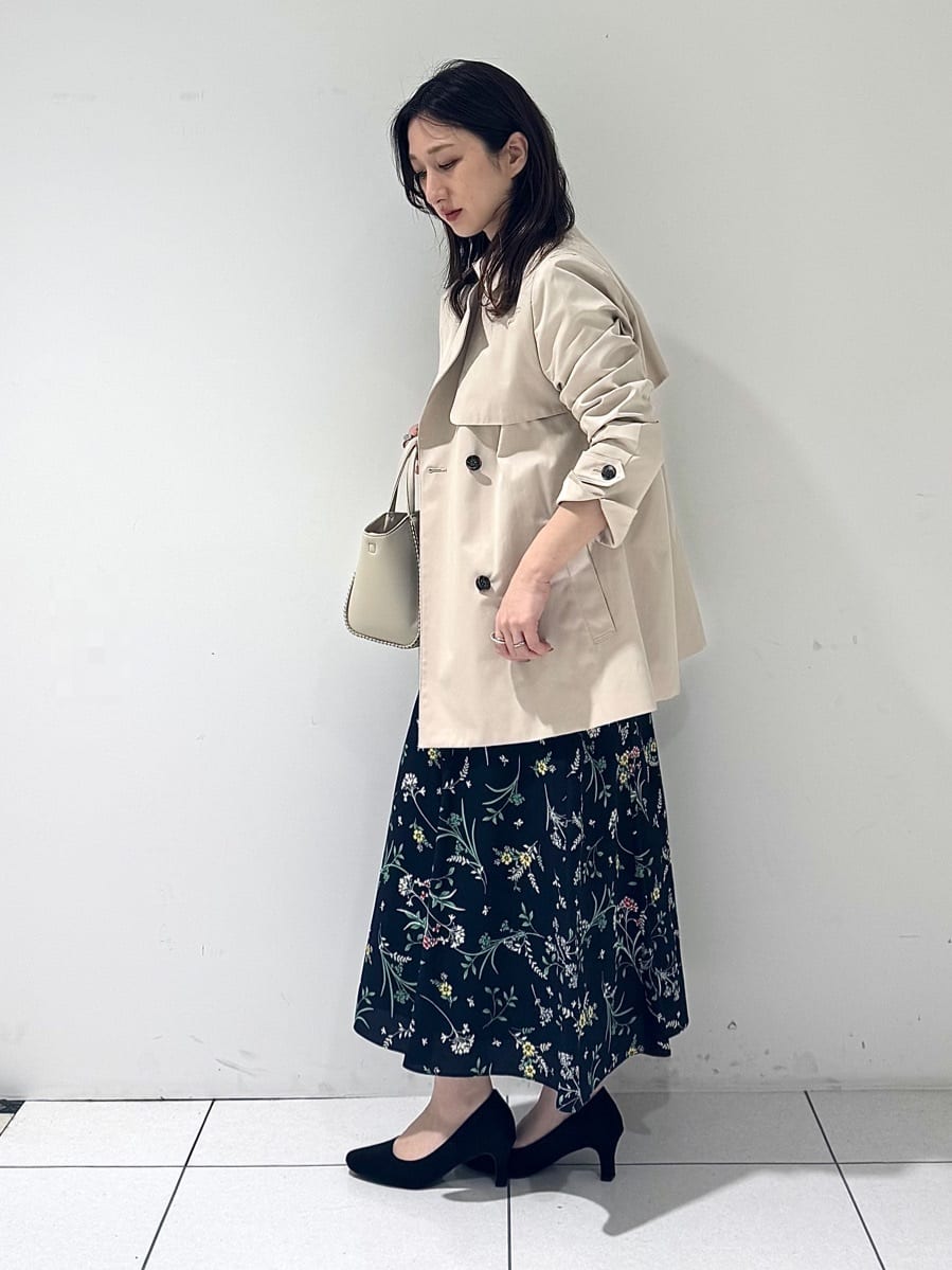 そんさんの「INDIVI｜【花粉付着防止／撥水／UVケア】名品トレンチコート」を使ったコーディネート