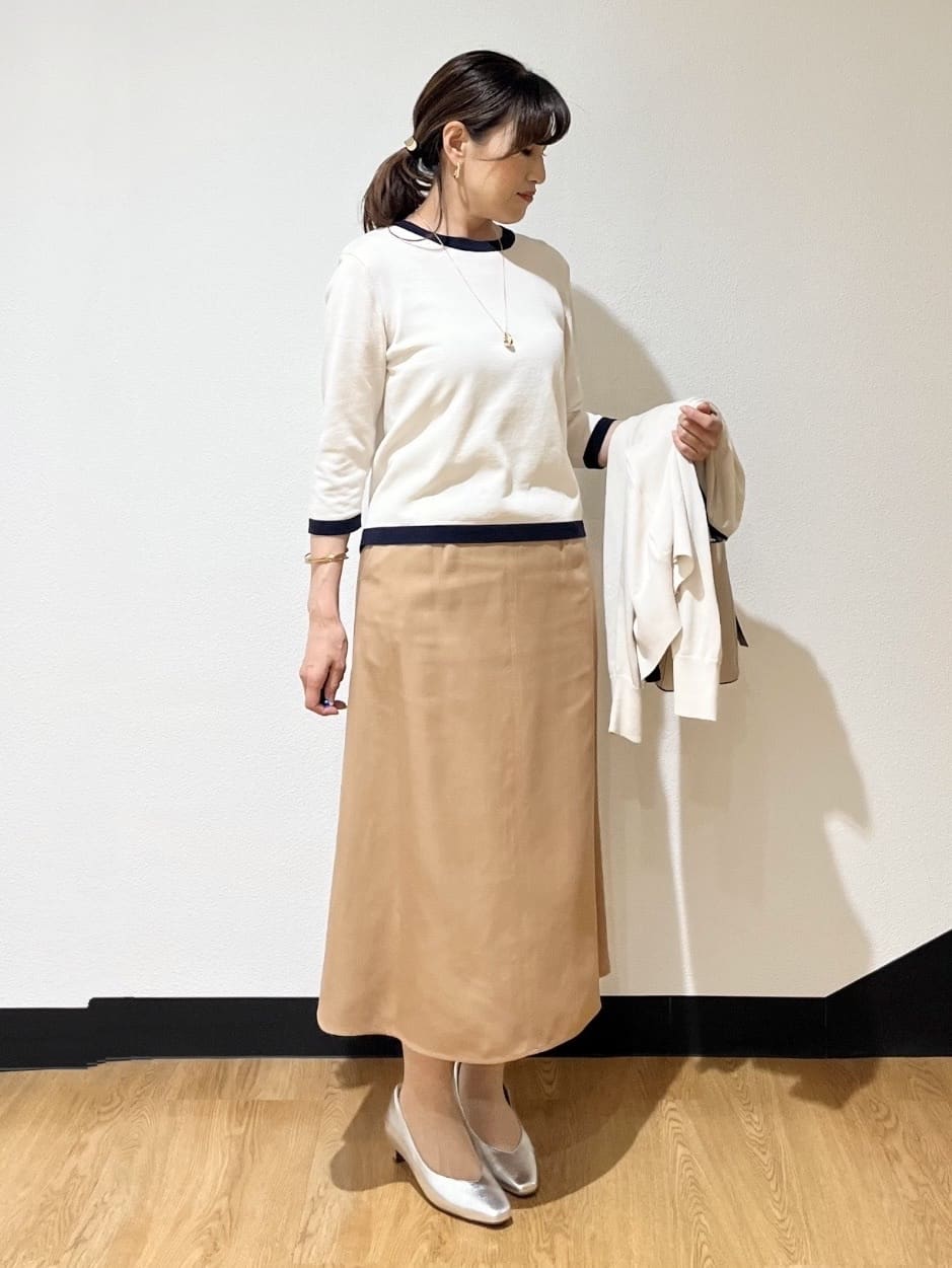 ayaさんの「Reflect｜【アンサンブル可】バイカラーカーディガン」を使ったコーディネート