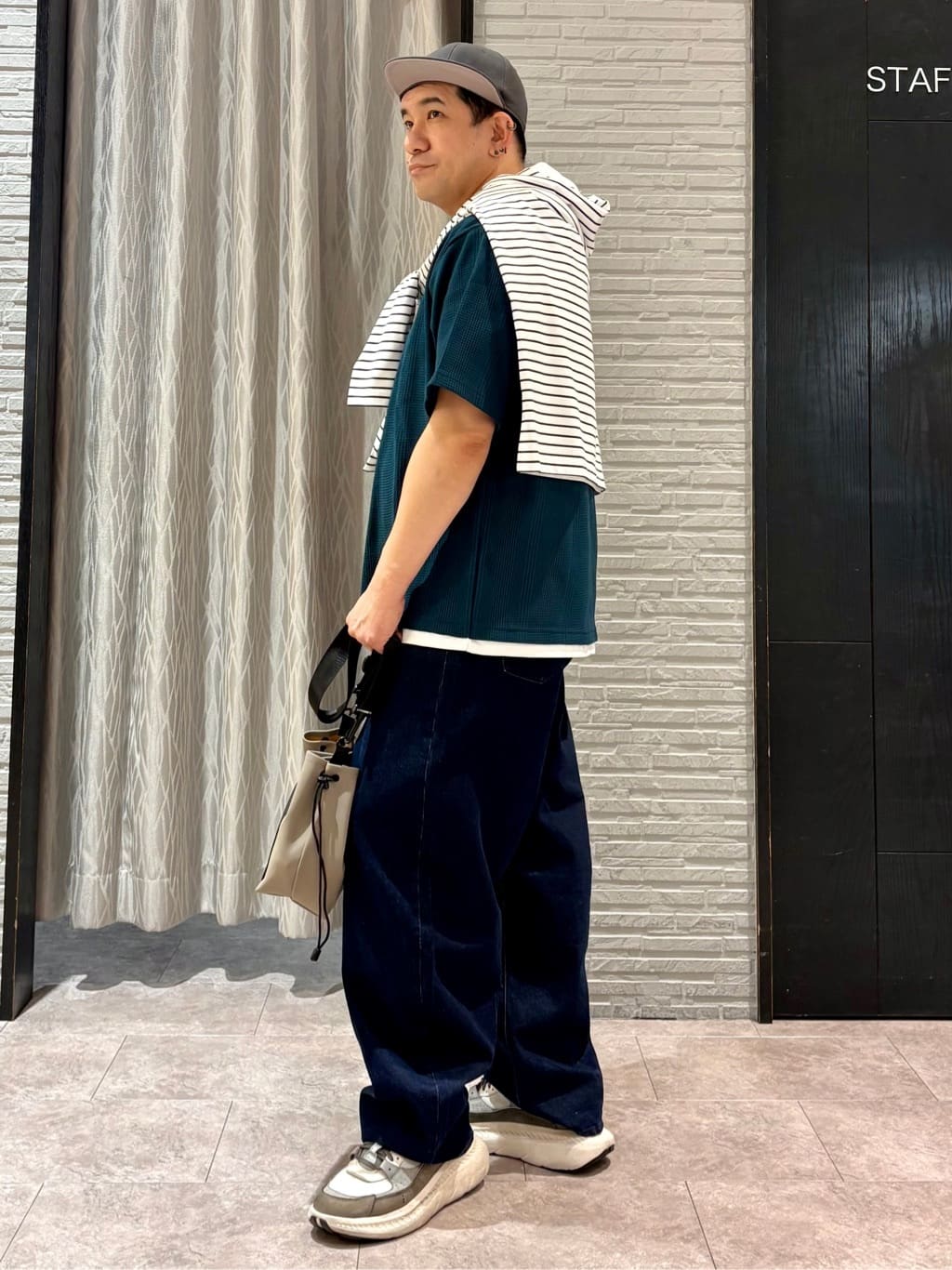 Pーyamaさんの「THE SHOP TK｜【ラクして決まる！】レイヤード風半袖Tシャツ　洗濯機OK」を使ったコーディネート