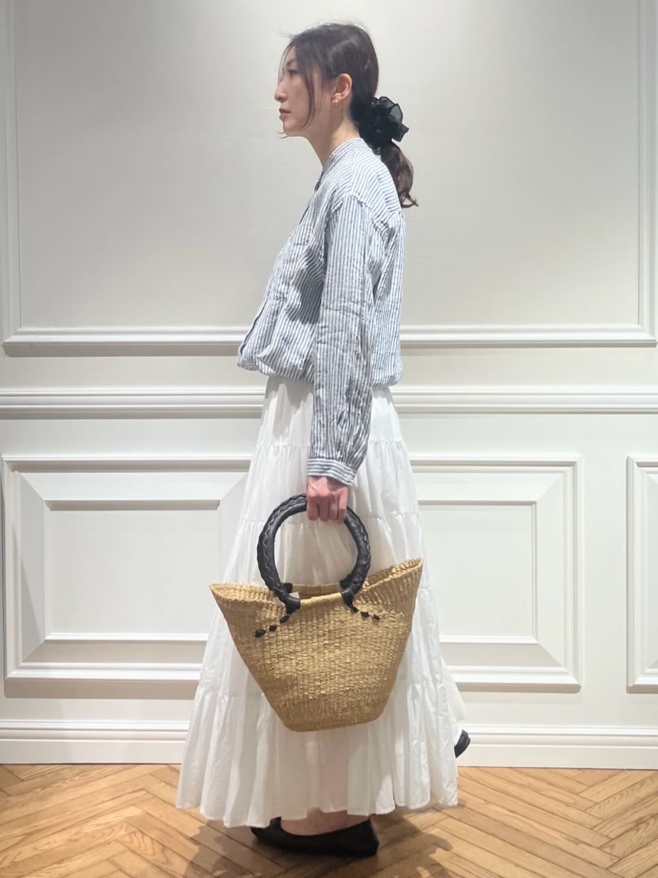 TSUKUIさんの「DRESSTERIOR｜【2WAY/羽織にも】ウォッシャブルリネン ドロストシャツ」を使ったコーディネート