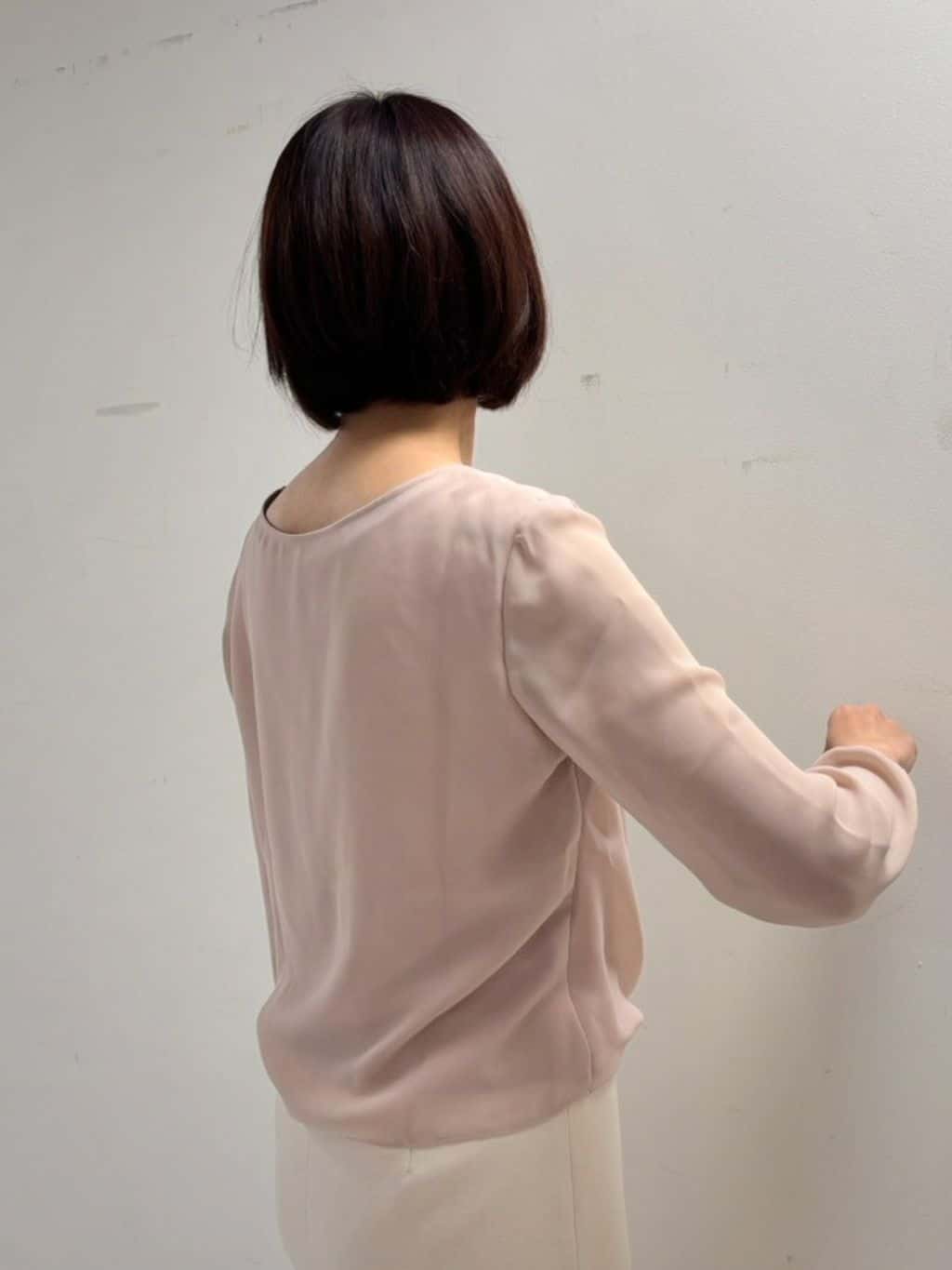 keikoさんの「COUP DE CHANCE｜【手洗い可／日本製／スーツ可】タイトシルエットスカート」を使ったコーディネート