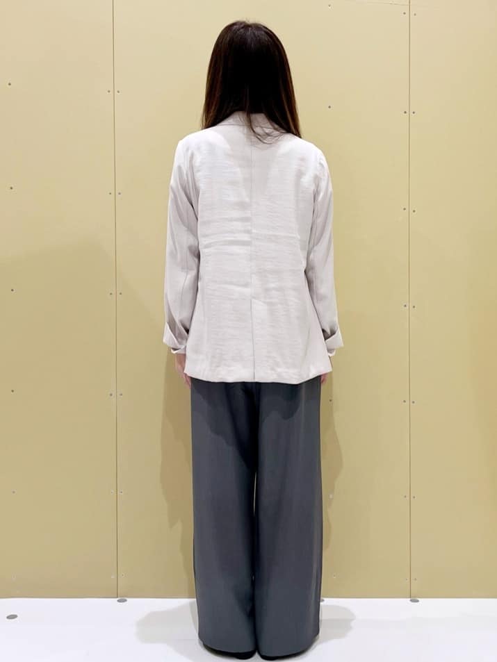 yukariさんの「OPAQUE.CLIP｜シングルテーラードジャケット【洗える／裏地なし】」を使ったコーディネート