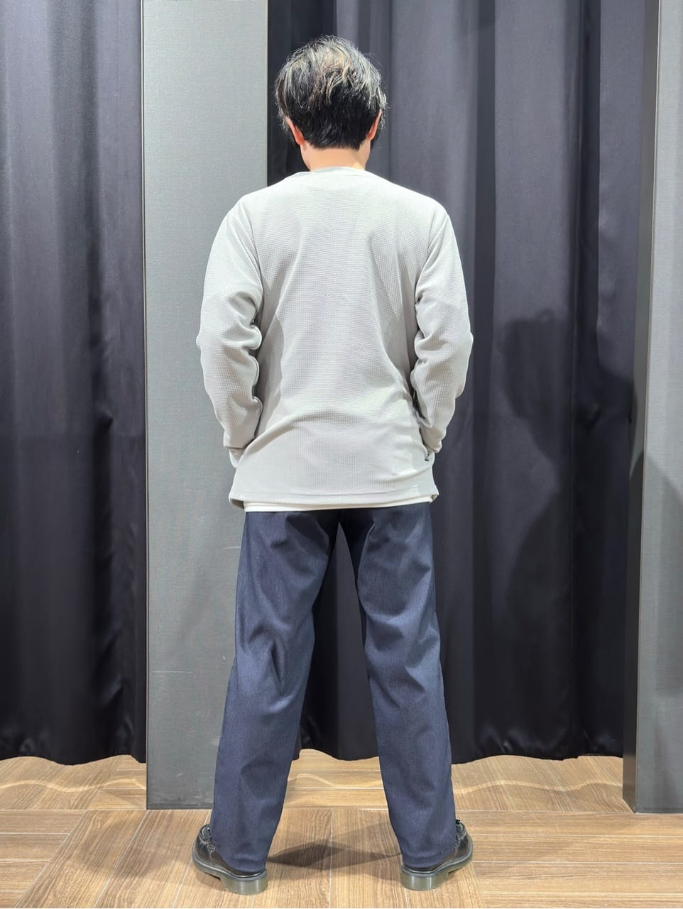 tomoyaさんの「THE SHOP TK｜【2点セット】カーディガン＋半袖Tシャツ 洗濯機OK」を使ったコーディネート