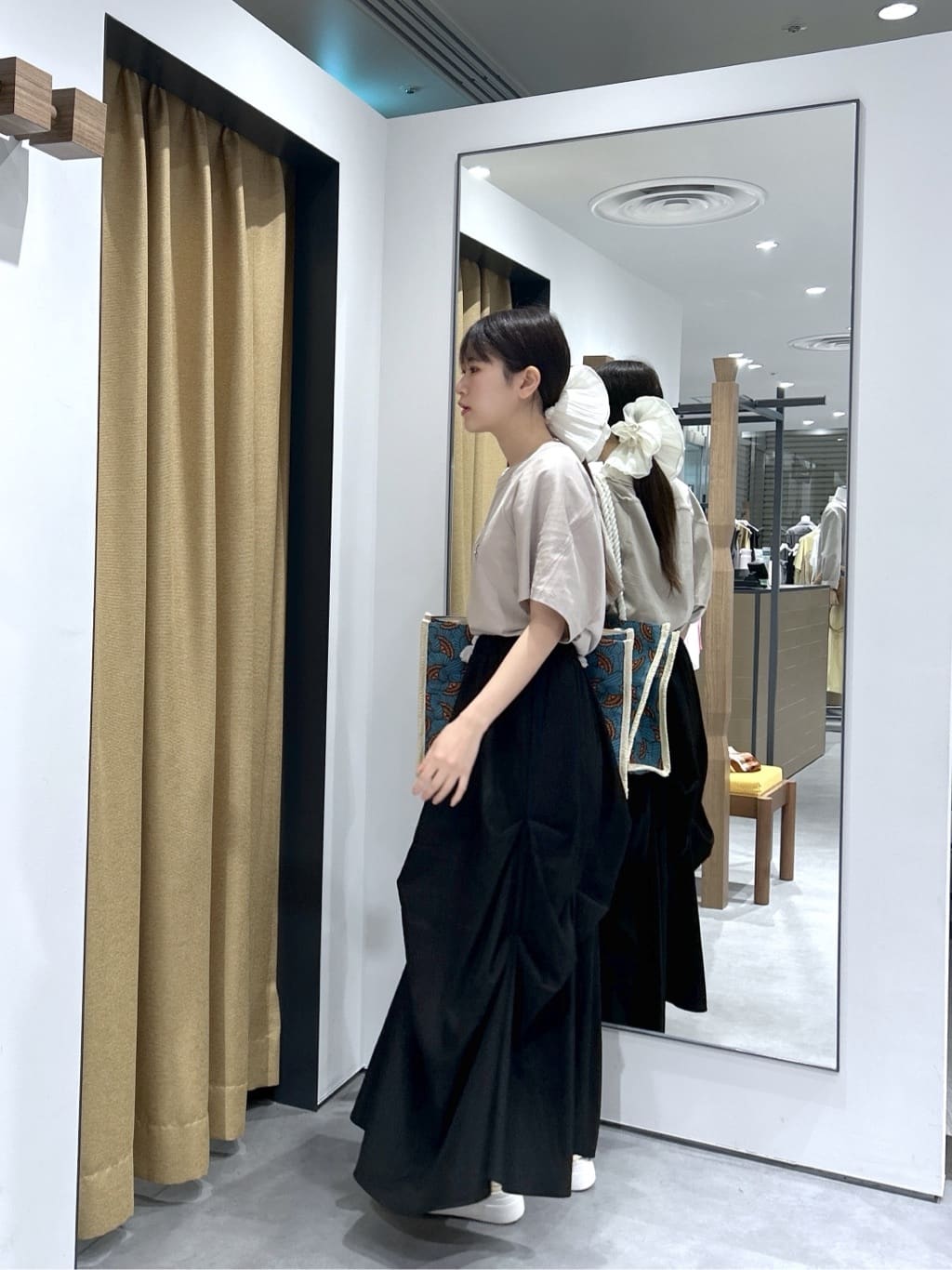 Renoさんの「INDIVI｜【UVカット】ラグランフォルムカットソー」を使ったコーディネート