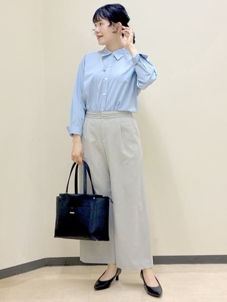  beni_gingerさんの「Reflect｜【羽織りにも◎】タイプライタービッグシャツ」を使ったコーディネート