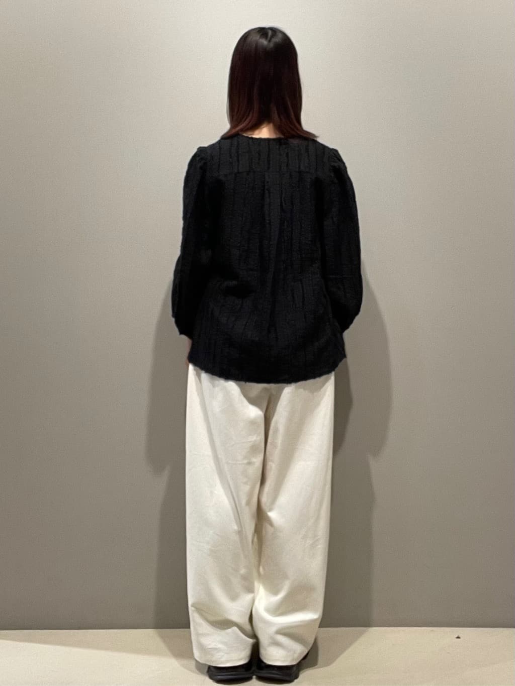 mikiさんの「OPAQUE.CLIP｜フリンジジャカードブラウス【洗濯機OK】」を使ったコーディネート